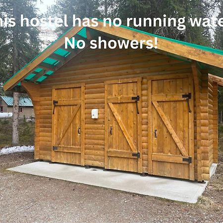 Hi Mosquito Creek - Wilderness Hostel Lake Louise Eksteriør bilde